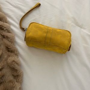 ORGINAL Vintage Coach Mustard Wristlet